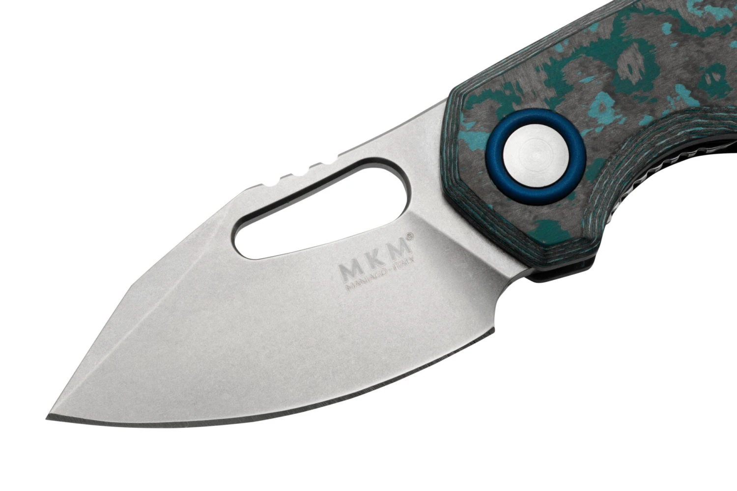 MKM Isonzo FX03-3CA Clip Point Stonewashed, Arctic Storm Carbon Fibre Navaja, Diseño De Jesper Voxnaes 5 MKM Isonzo FX03-3CA Clip Point Stonewashed, Arctic Storm Carbon Fibre Navaja, Diseño De Jesper Voxnaes - Imagen 3